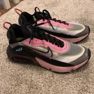 Nike airmax 2090 Women’s 9